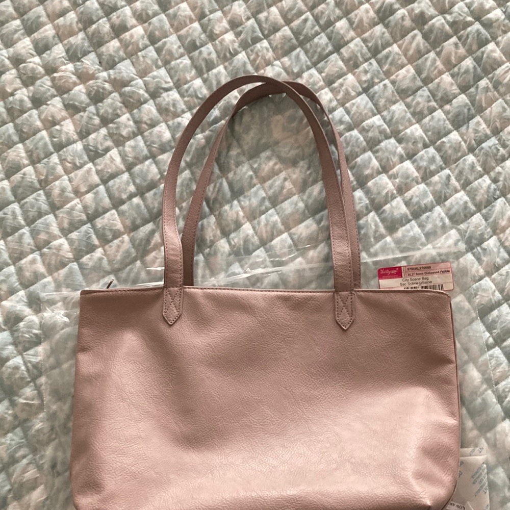 Thirty one city scene purse